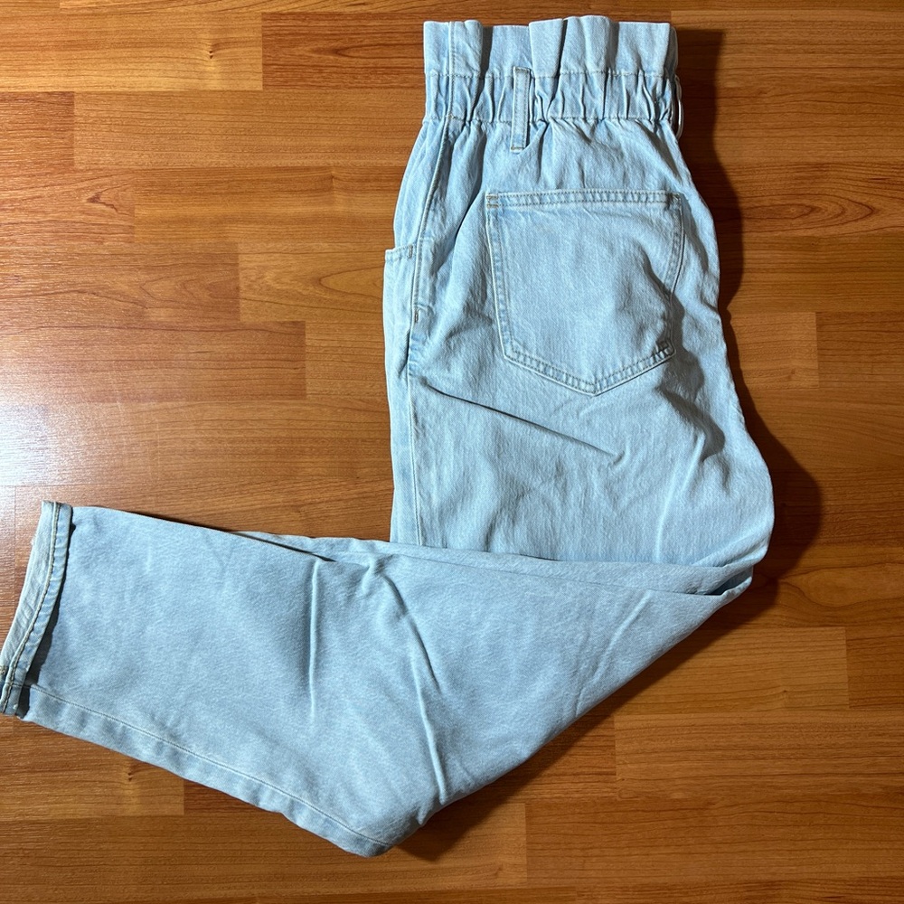 Madewell Paperbag Jeans! Size 29.